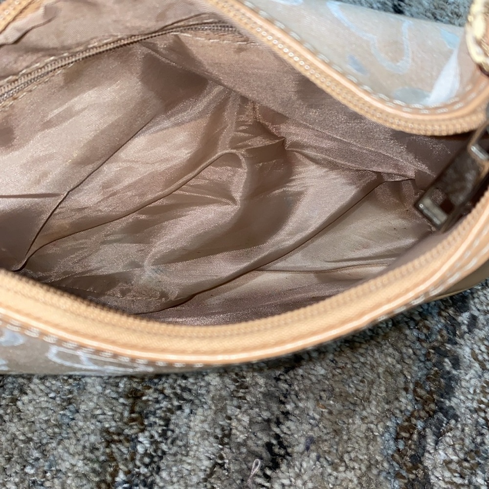 Handbag - Picture 3 of 3